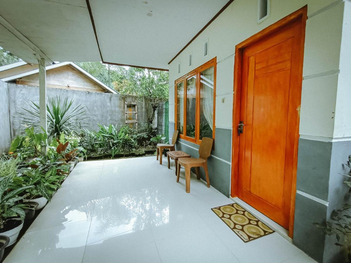 Tarsius Home Stay Rinondoran エクステリア 写真